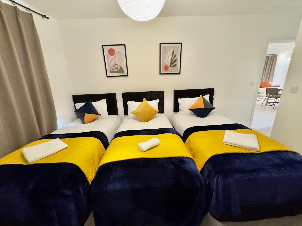 3Bedroom, 2Bathroom, Balcony,Luxury Flat Westfield Londyn Zewnętrze zdjęcie