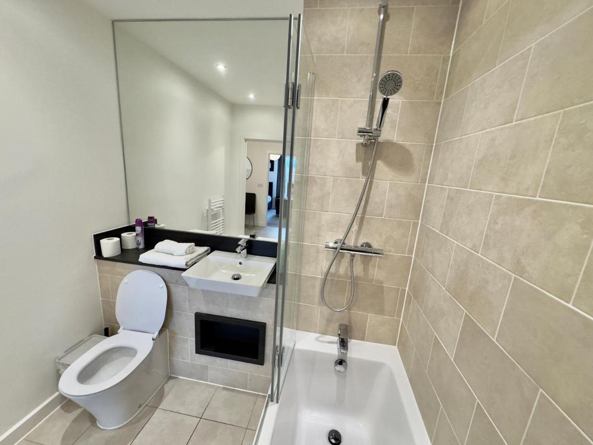 3Bedroom, 2Bathroom, Balcony,Luxury Flat Westfield Londyn Zewnętrze zdjęcie