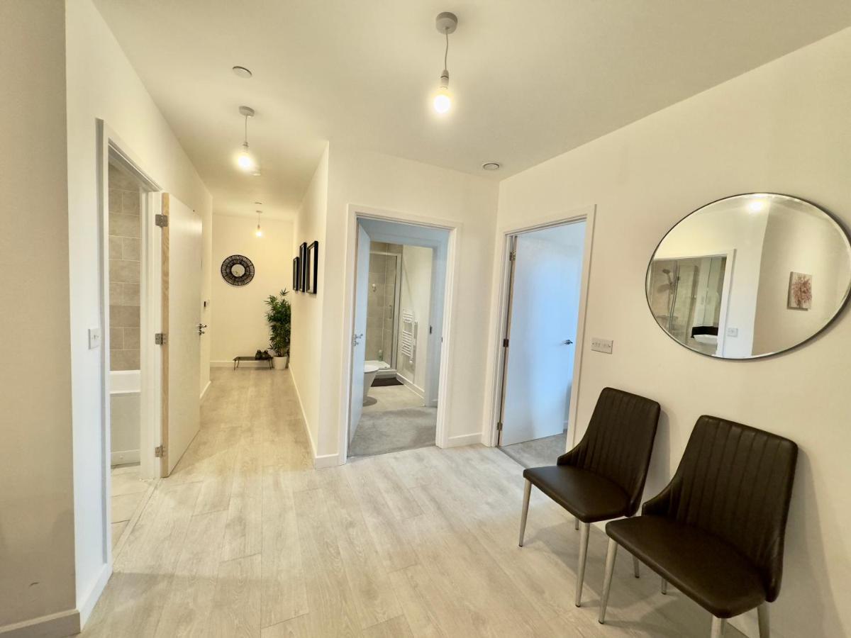 3Bedroom, 2Bathroom, Balcony,Luxury Flat Westfield Londyn Zewnętrze zdjęcie